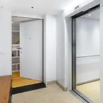 Whome Skyline Penthouse Luxury Living View, Ac & Elevator