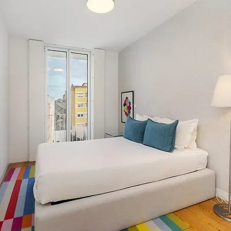 Whome Skyline Penthouse Luxury Living View, Ac & Elevator * Lisbon