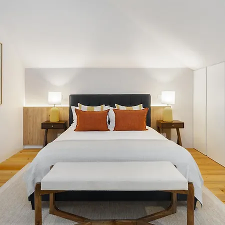 Whome Skyline Penthouse Luxury Living View, Ac & Elevator Apartment Lisbon