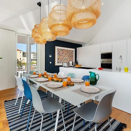Whome Skyline Penthouse Luxury Living View, Ac & Elevator * Lisboa