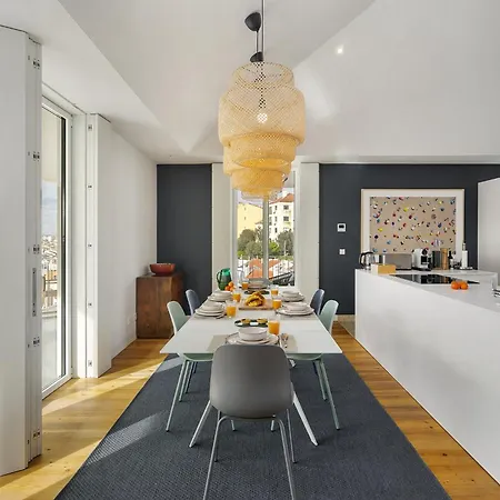 Whome Skyline Penthouse Luxury Living View, Ac & Elevator 公寓